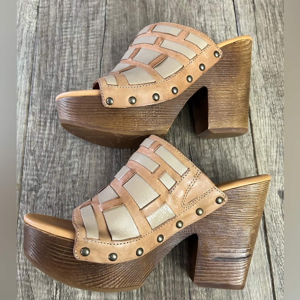 Kork Ease Charissa Platform Wedge Sandal Tan Leather Woven, Size 7M, clogs NEW